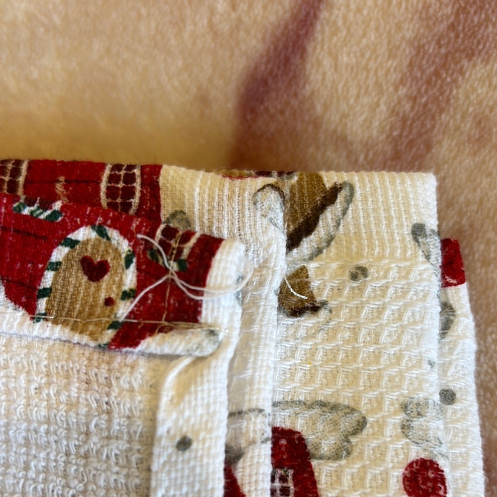 Gingerbread Houses Christmas Kitchen Towels Set of 2 NWT %100 Cotton - Picture 14 of 16